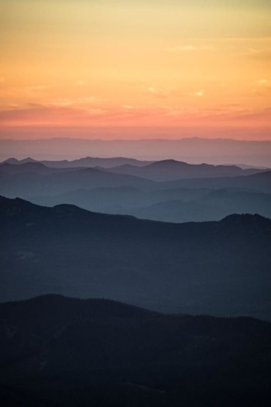 Magnificent sunset in the Washington Cascades, photo copyright-Justin J.M. Shoemaker